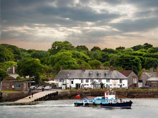 Edgcumbe Arms Hotel Torpoint Exterior photo